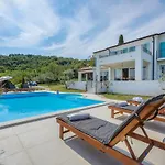 View Villa *