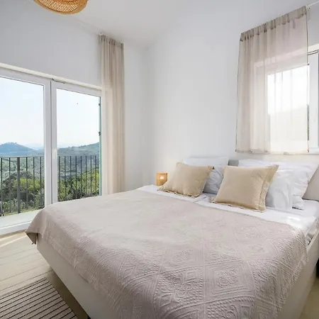 View Villa *